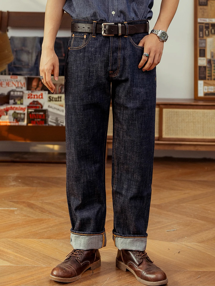 Levis Jeans 501 - Celana jins Denim Selvedge 14oz merah